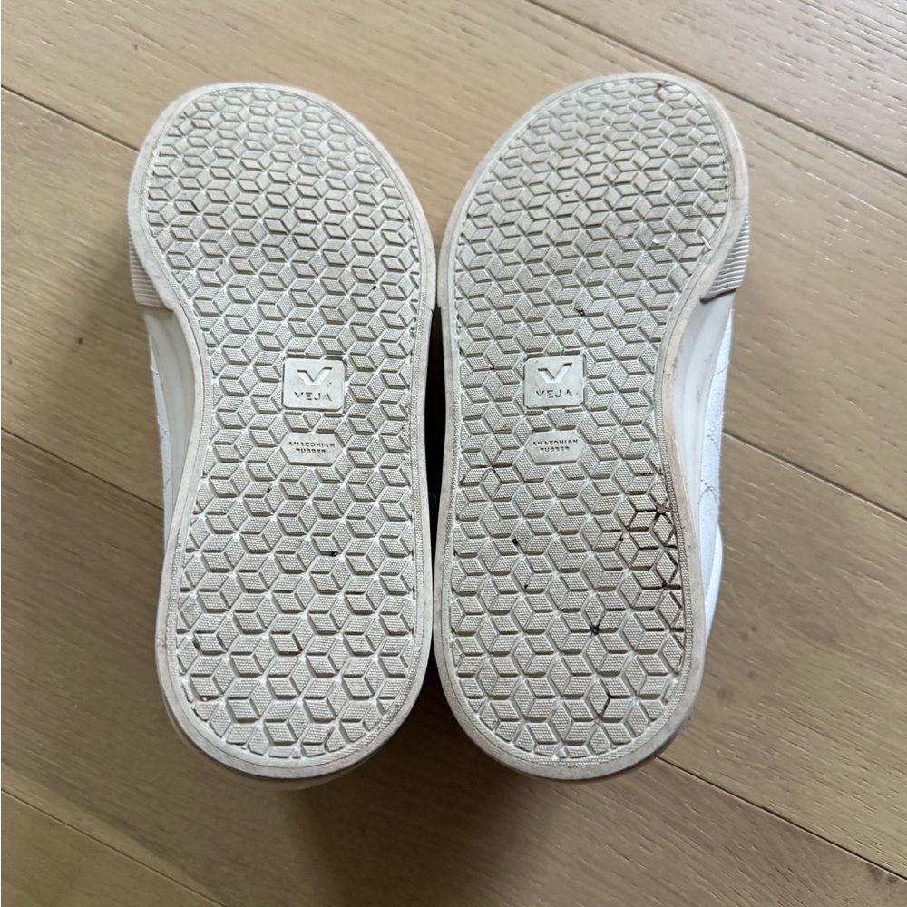 Veja Recife White Velcro Sneakers - Picture 6 of 7